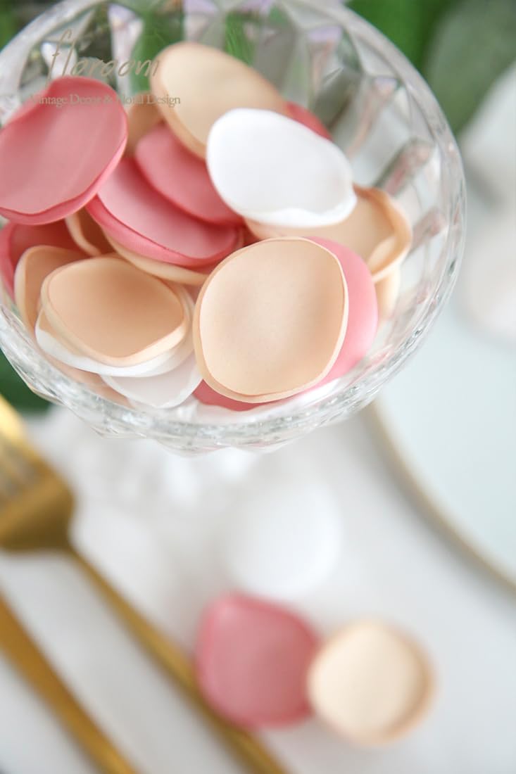 Floroom 300pcs Rose Petals Champagne Pink Faux Silk Flower Petals for Wedding Flower Girl Basket Aisle Runner Scatter Dinner Table Centerpieces Party Confetti Bridal Shower Romantic Night Decoration