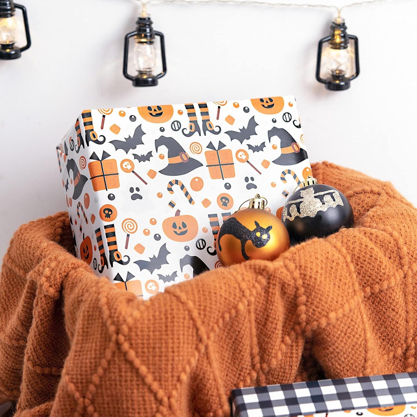 LeZakaa Halloween Wrapping Paper, Cute Pumpkin Witch Bat Candy Print, Buffalo Black White Plaid Reversible Design for Halloween, Nightmare before Christmas Holiday, Party, 17 inches x 32.8 Feet