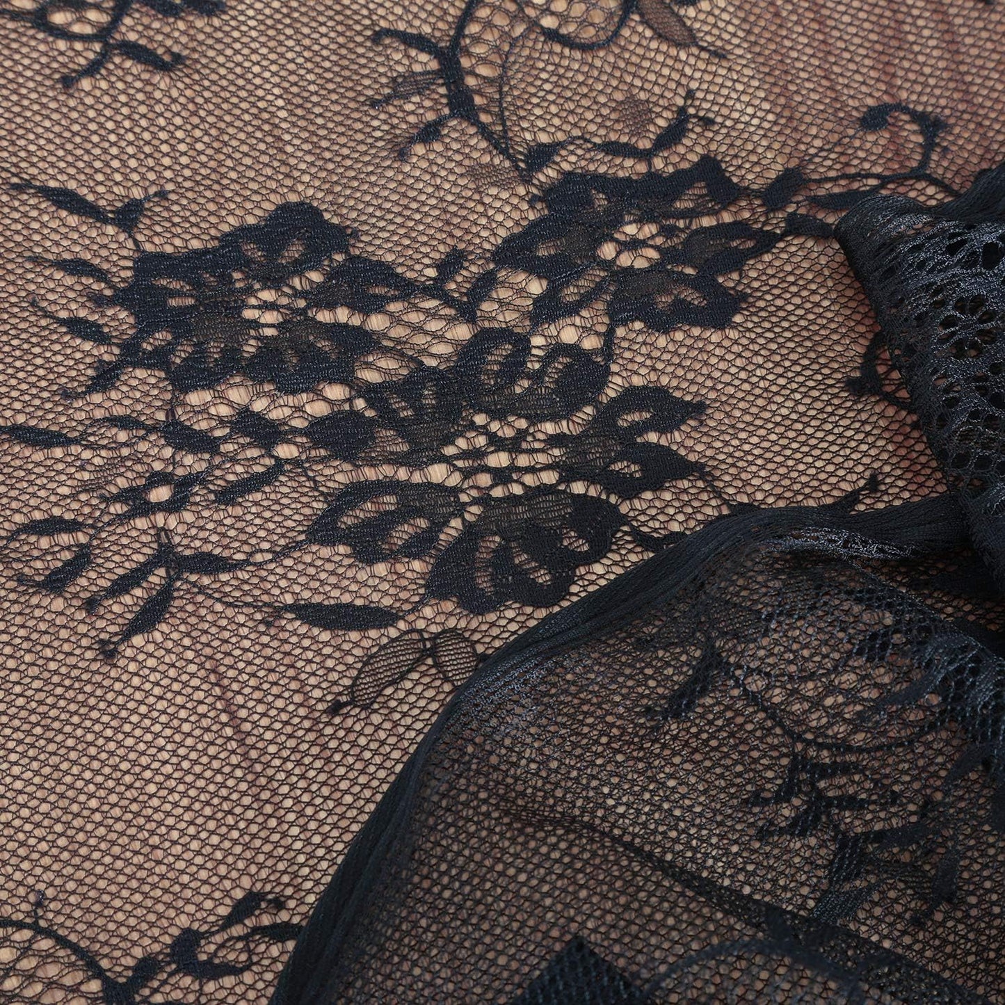 Black Tablecloth Halloween Lace Table Fabric 2pcs 60x120 Inch for Scary Movies Rustic Wedding Bridal Shower Party Decoration Rectangle Overlay Vintage Embroidered Reception Table Cloth Decor