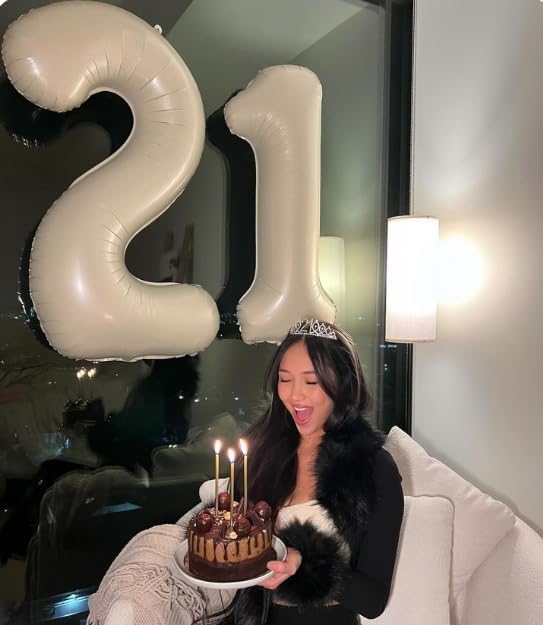 Cream White Number 1 Balloon 40 inch, Number 1 Birthday for Boy Girl, Cream White Foil One Balloon for 1st 10 11 12 16 18 Birthday Party, Anniversary Celebration Number Decorations