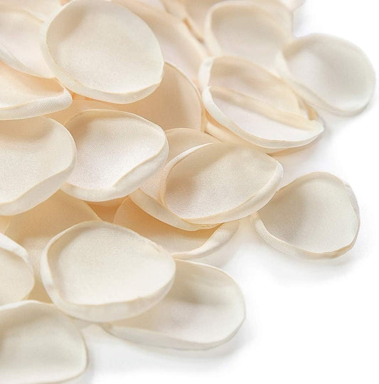 Floroom 300pcs Rose Petals Cream Faux Silk Flower Petals for Wedding Flower Girl Basket Aisle Scatter Dinner Table Centerpieces Party Confetti Bridal Shower Romantic Night Decoration