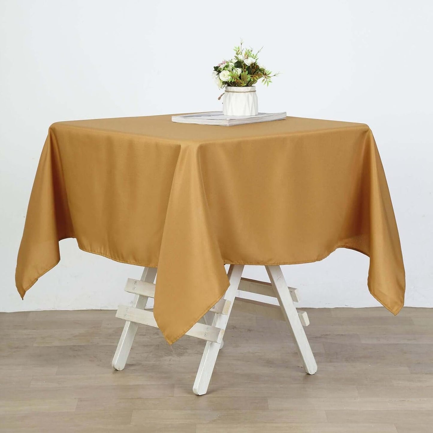 Efavormart 54x54 Gold Wholesale Linens Seamless Polyester Square Linen Tablecloth for Wedding Banquet Party Restaurant
