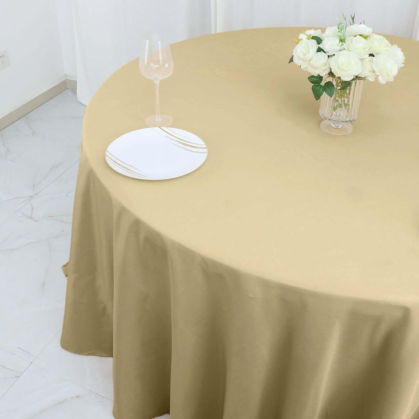 Efavormart Round Tablecloth, 132 Inch Stain & Wrinkle Resistant Washable Table Cloth, Decorative Polyester Fabric Table Cover for Banquet, Wedding, Dining- Champagne