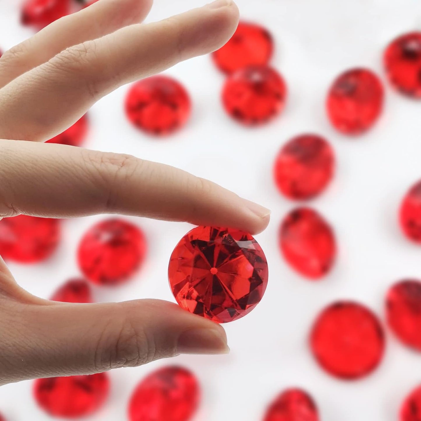 100Pcs Clear Acrylic Diamonds 25mm Wedding Table Scatters Gemstones Confetti for Vase Fillers,Floral Decor,Bridal Shower Decorations,Home Centerpieces,Candle Display (Red)