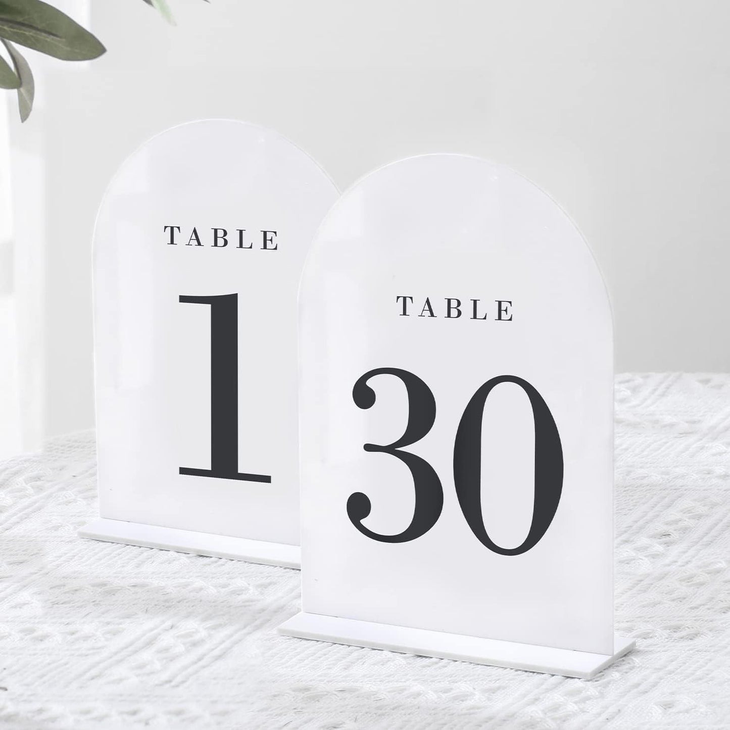 UNIQOOO White Arch Wedding Table Numbers with Stands 1-30, 5x7" Acrylic Signs and Holders, Perfect for Centerpiece, Reception, Decoration, Party, Anniversary, Event