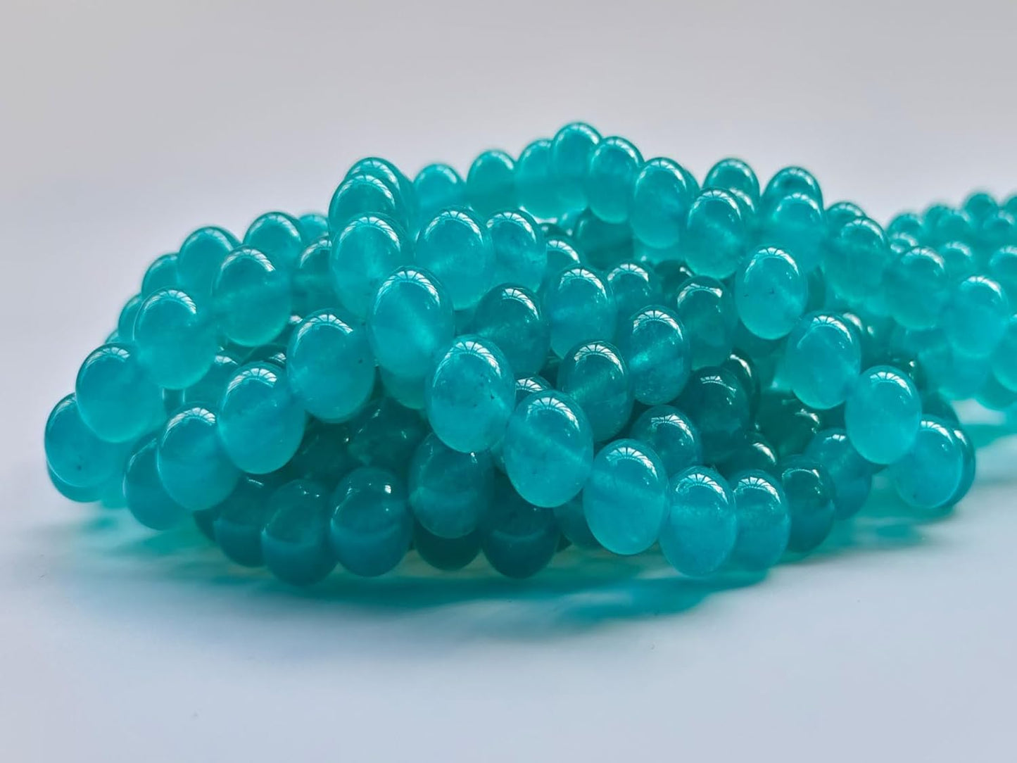 Stone Beads 6mm 140pcs Lake Blue Chalcedony Beads Round Loose Gemstones Beads for Bracelet Necklace Jewelry Making (6mm, 60617 Lake Blue Chalcedony)