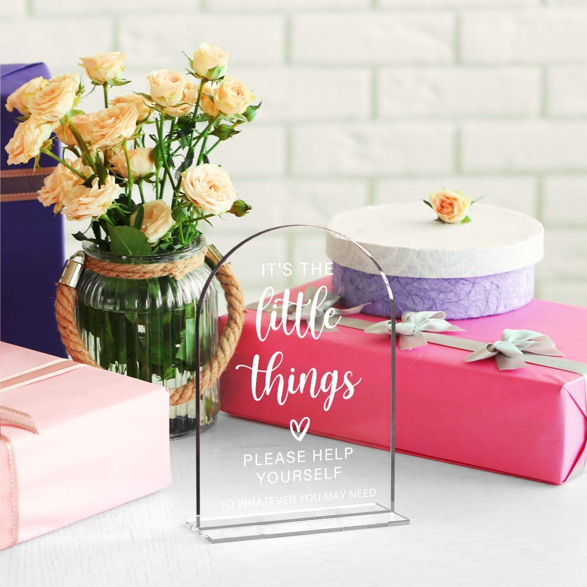 Acrylic Wedding Sign, Bridal Shower Decorations, It's the Little Things Sign for Ceremony, Modern Font Table Signs, Acrylic Table Top Signs for Wedding Reception and Event Party (Clear)