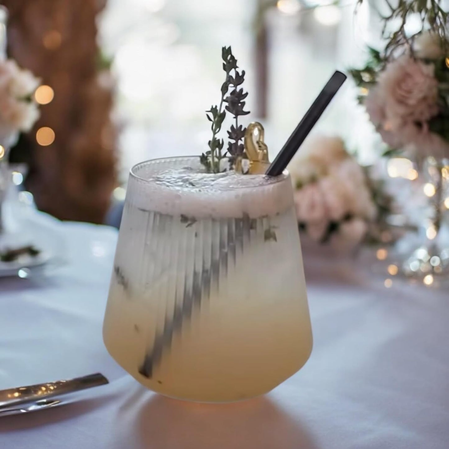 40 count origami ripple Unbreakable Stemless Plastic Wine Champagne Whiskey Glasses Elegant Durable Disposable Indoor Outdoor Ideal for Home, Office, Bars, Wedding, Ribbed 14 Ounce Cups (40, Clear)