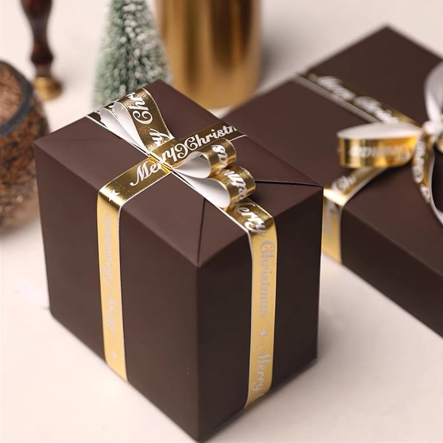 Vanhench 30"×1200" (100') Kraft Wrapping Paper Roll, Bouquet Flower Paper, Chocolate Brown Packing Paper for Wedding/Birthday/Holiday/Father's Day Gift Wrapping