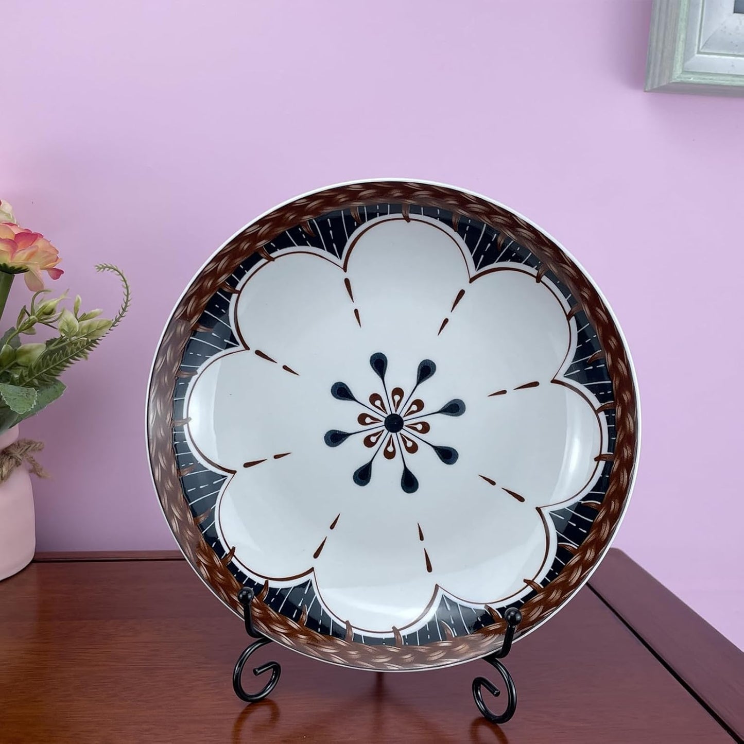 4PCS Premium Black Iron Plate Stands for Display 6 Inch, Decorative Solid Metal Plate Holders for Displaying, Mini Easel, Frame, Book, Card, Plaque, Bowl, Picture Stands for Display