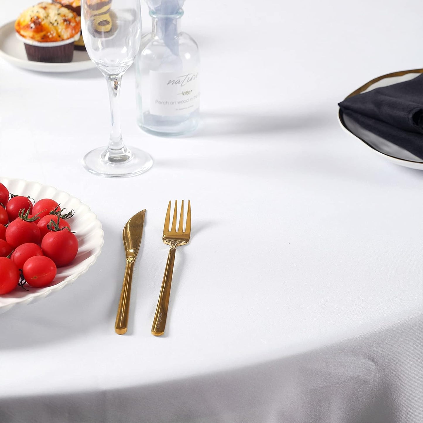 60 inch Round Tablecloth Washable Polyester Table Cloth Decorative Table Cover for Wedding Party Dining Banquet（60 inch,White）