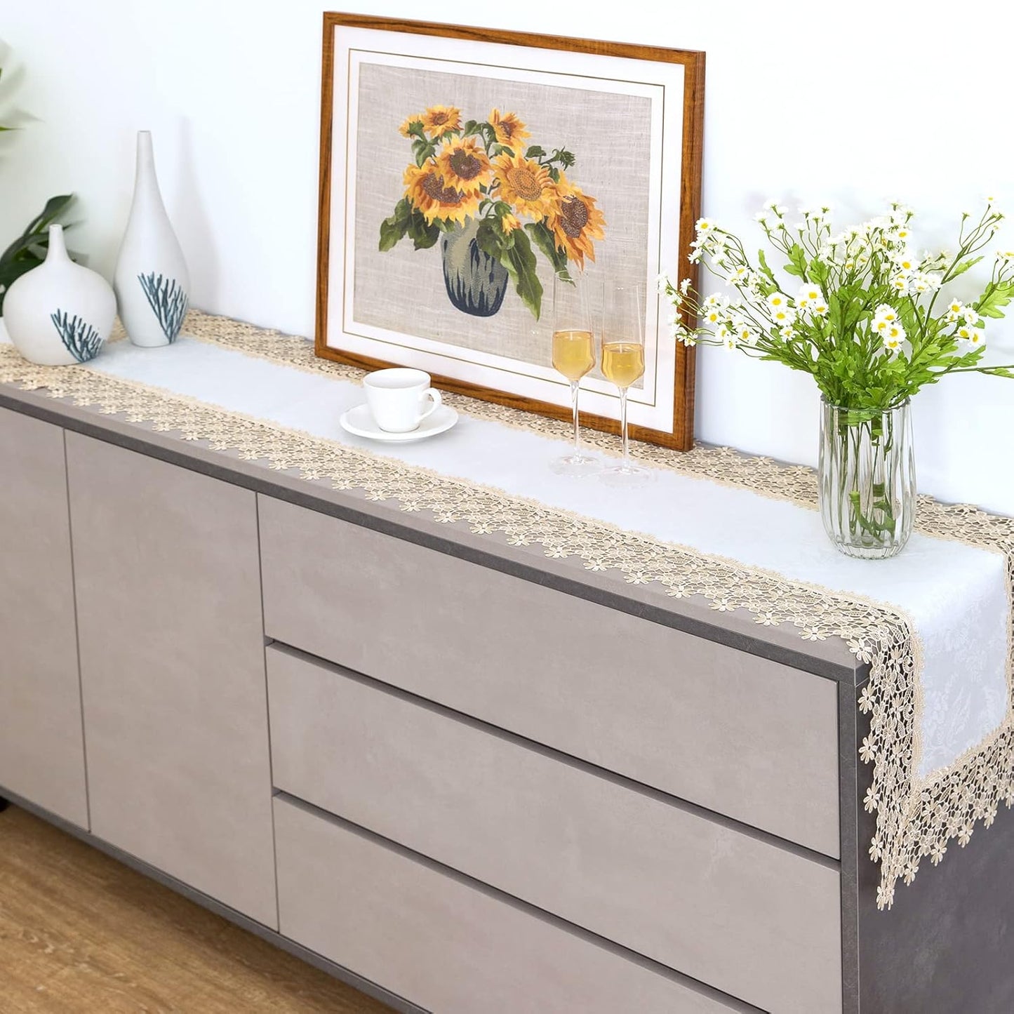 Beige lace Premium Rectangle Farmhouse Table Runner Waterproof OilProof SpillProof AntiShrink Soft Wrinkle Resistant Decorative Fabric Table Cover Kitchen Dinning Party Wedding Banquet