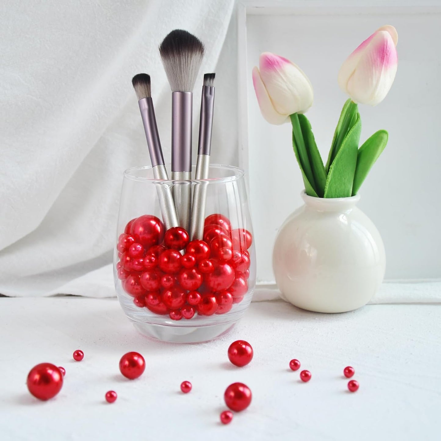 520Pcs Red Glossy Beads for Centerpiece Decor, Artifical Pearls Vase Filler, No Hole Round Pearl Beads for Wedding Birthday Christmas Party Home Decor(18mm 14mm 6mm)