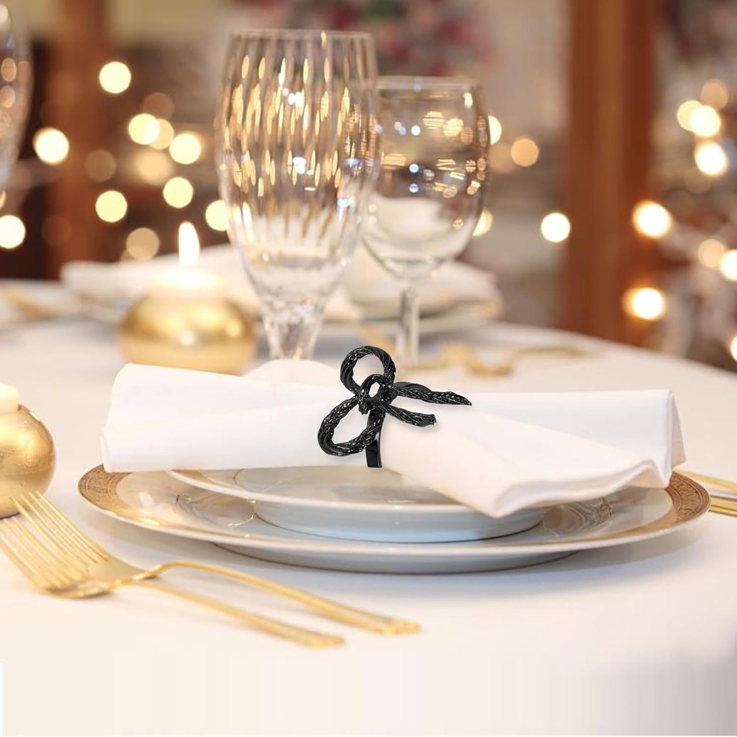 Pack of 12 Napkin Rings Alloy Hollow Out Flower Napkin Holder Dinning Table Napkin Ring for Dinner Parties Wedding Banquet Table Setting Family Gatherings Table Decor（Black，12）