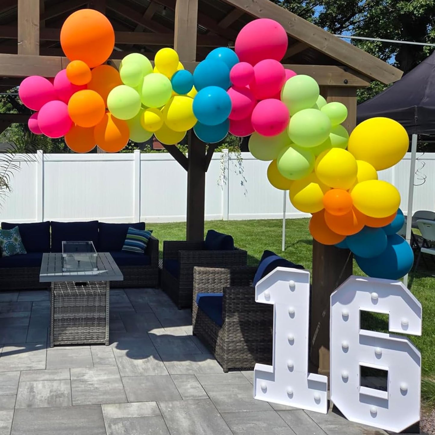 Hawaii Balloons Set, Pack of 60 12 Inch Hot Pink Orange Blue Light Green Yellow Neon Rainbow Latex Balloon for Summer Tropical Flamingo Luau Beach Aloha Baby Shower Birthday Party Decorations Supplies