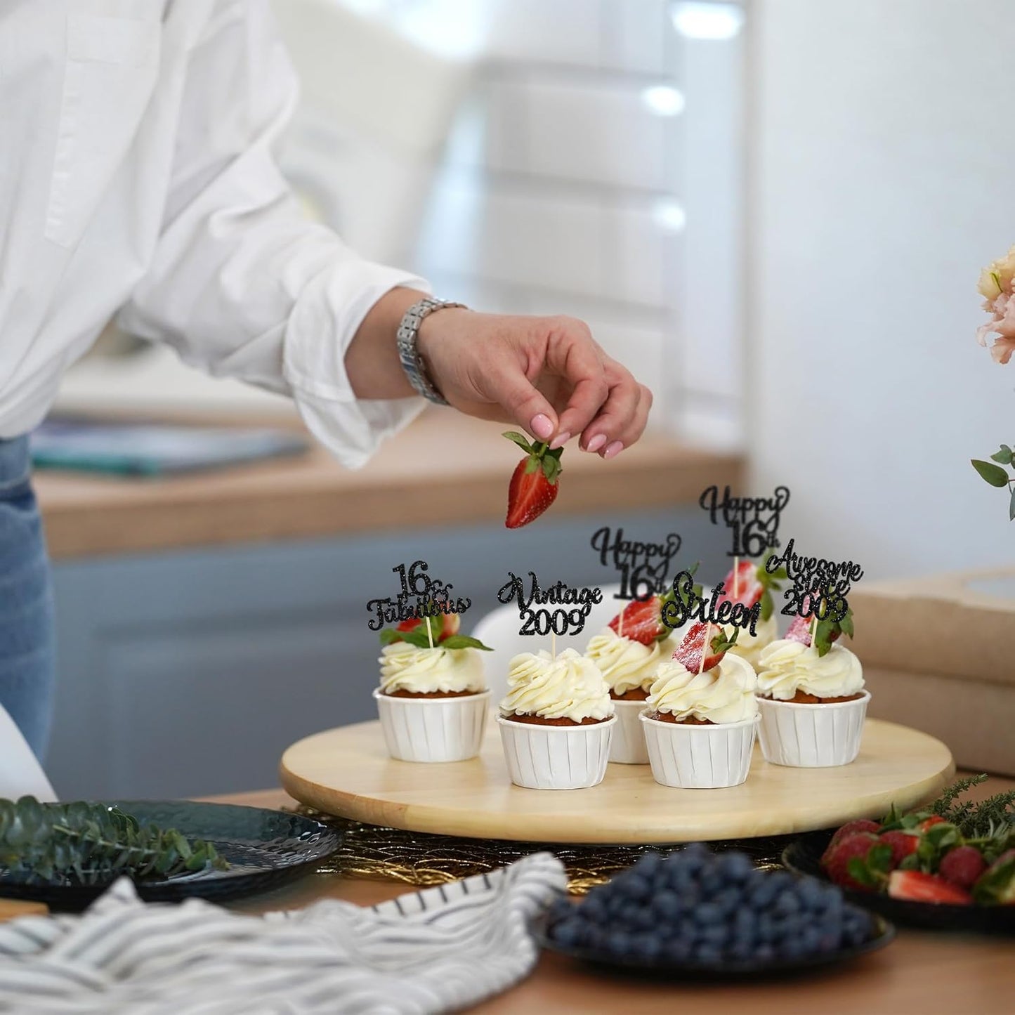 30Pcs Happy 16th Birthday Cupcake Toppers Glitter Sixteen Vintage 2009 Cupcake Picks Cheers to 16 Fabulous Cake Decorations for 16th Birthday Wedding Anniversary Party Supplies Black