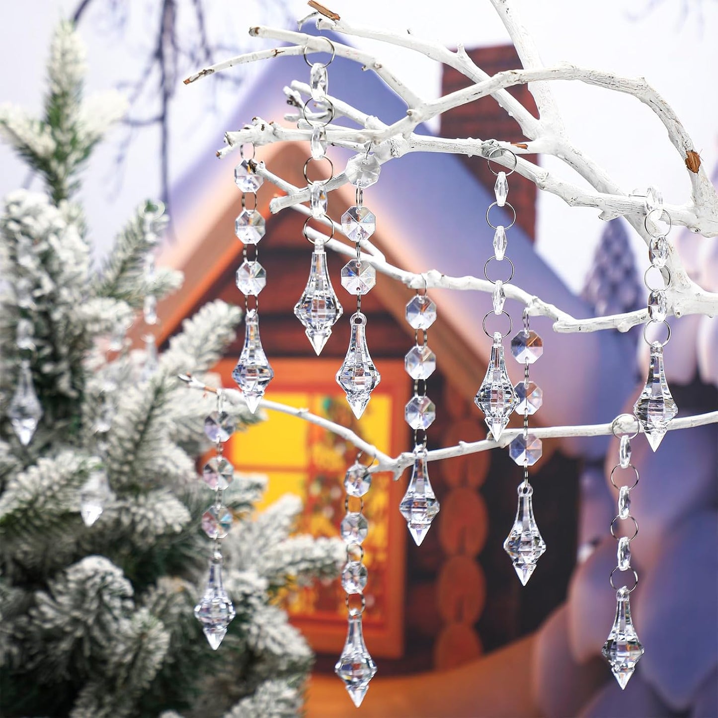 Nuenen 100 Pcs Hanging Crystals for Centerpieces Acrylic Chandelier Garland Beads Strands Prism Decorations Clear Teardrop Chandelier Crystals Pendant Wedding Home Garden Outdoor Ornaments(Lantern)