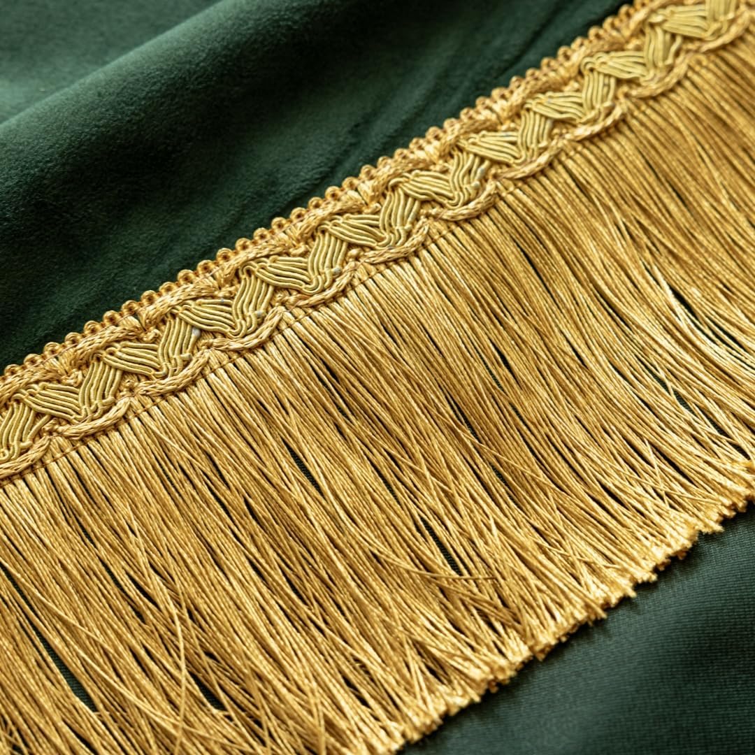 F-CHU Green Tablecloth Thickset Velvet Tablecloth with Beautiful Gold Tassels Vintage Table Cloth for Home Decor Wedding, Party, Banquet and Events 70" Round