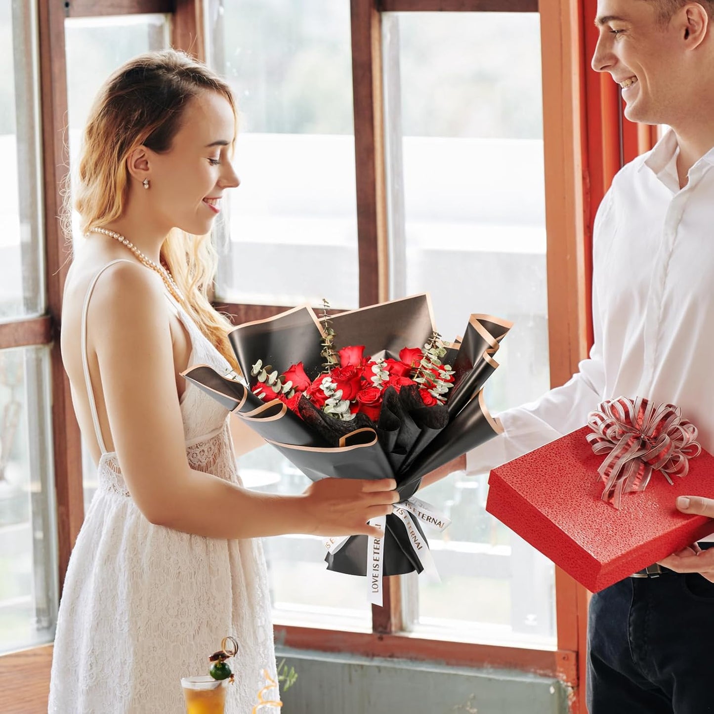 NESCCI 20 Sheets Flower Wrapping Paper - Waterproof Floral Bouquet Wrapping Paper, Florist Supplies Packaging Paper for Wedding Birthday Gift DIY (Black)