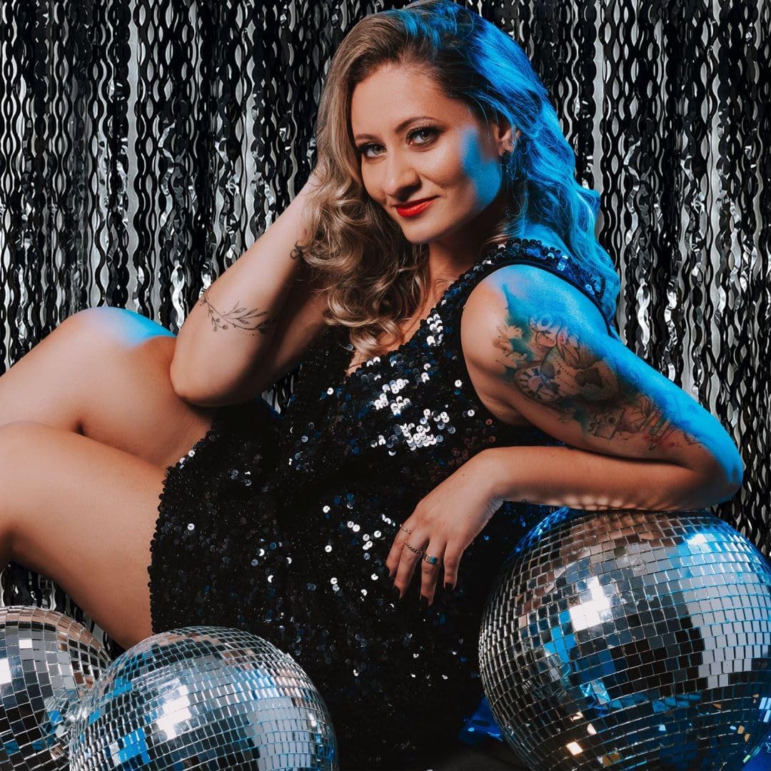 Black Backdrop for Party Decorations, Wave Foil Fringe Curtain Tinsel Photo Backdrop Black Streamers Tinsel Curtain for Birthday Wedding Bachelorette Christmas Celebration Party Decorations