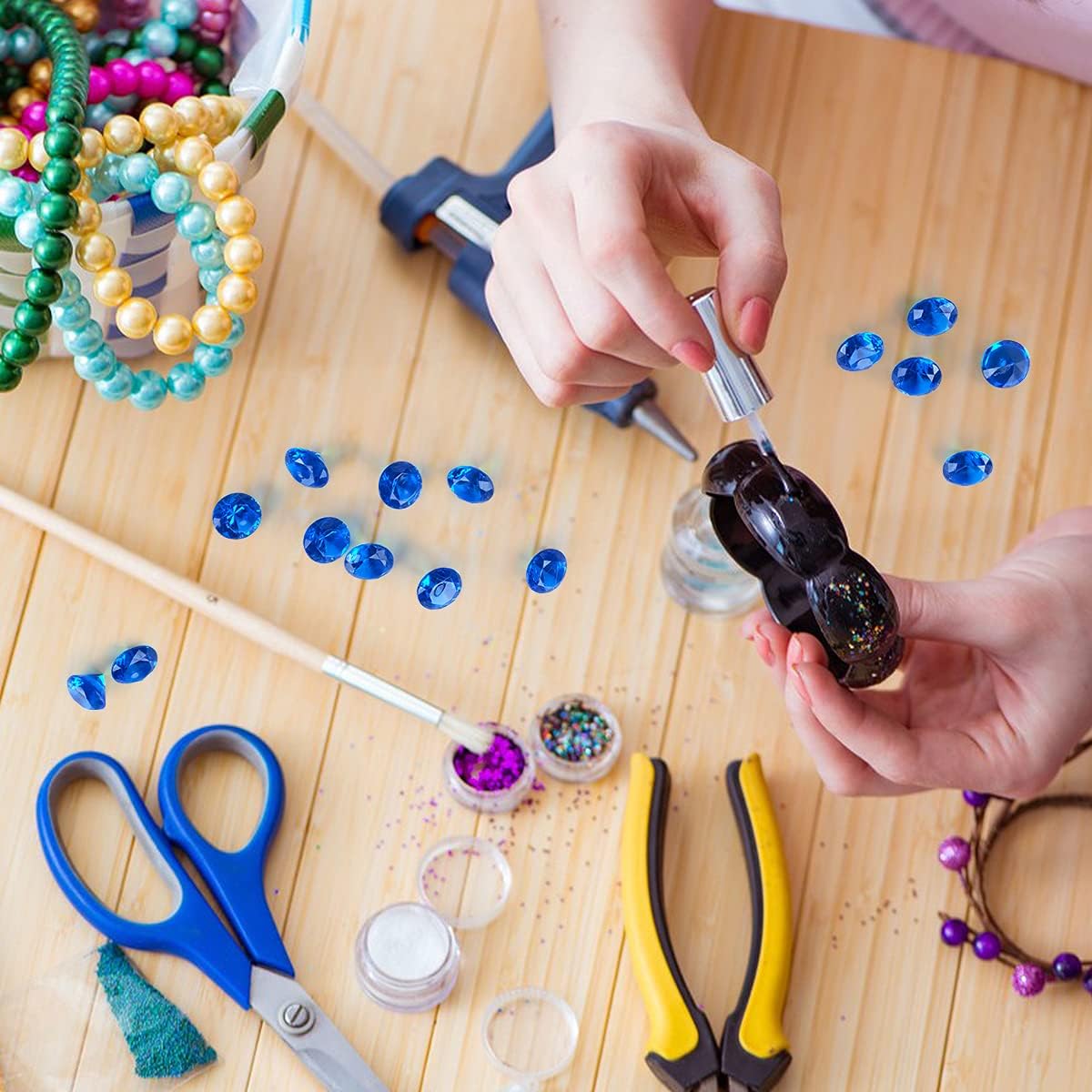 Acrylic Diamond Fake Gems Vase Filler, Babenest 240pcs 3/4 Inch Faux Diamonds Crystals Jewels for Table Scatters Wedding Party Event Arts & Crafts Birthday Decoration Favor (Royal Blue)