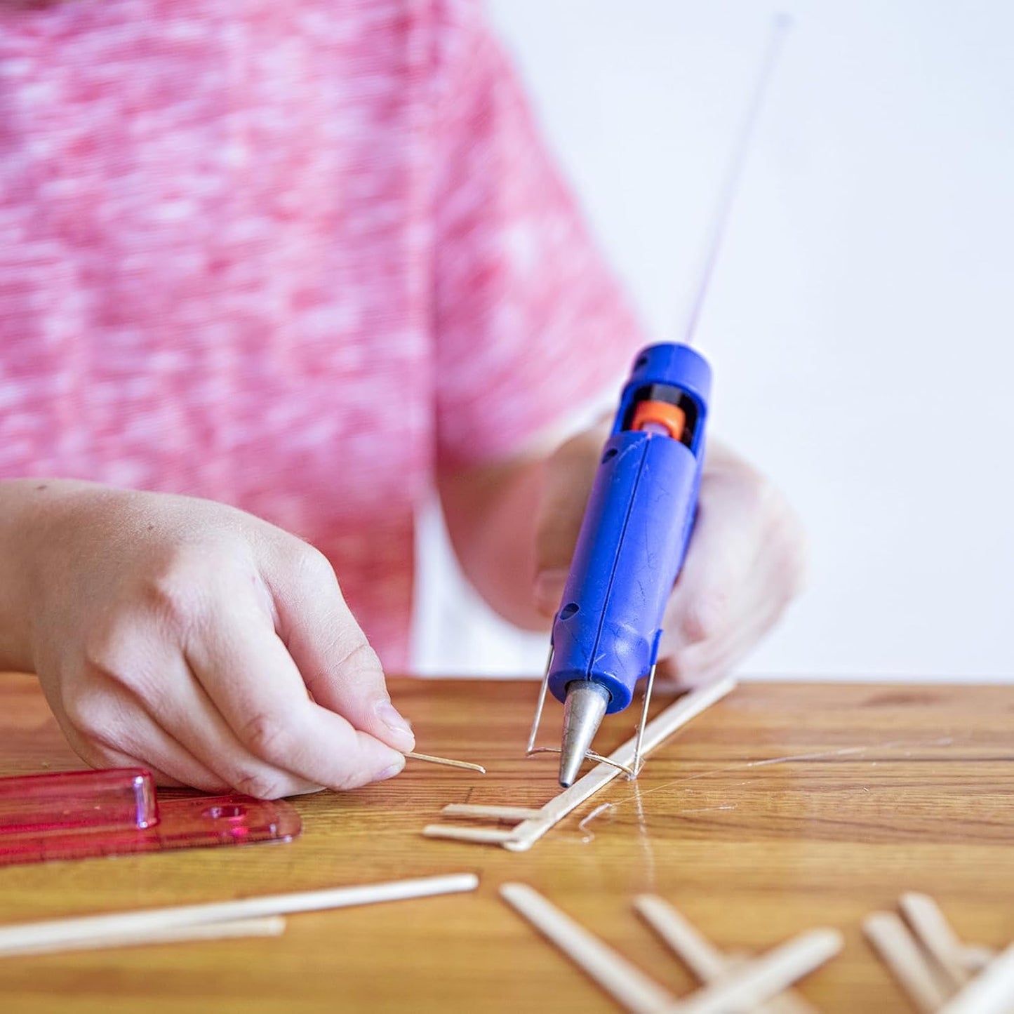 uxcell 20pcs Hot Glue Sticks for Glue Gun 7mm/0.27-inch x 8-inch Mini Hot Melt Adhesive Glue Stick Glitter Pink