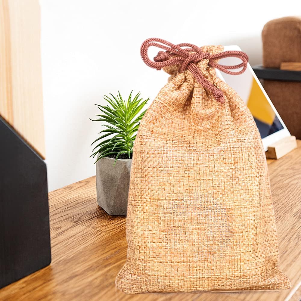 LYSXP 50PCS Burlap Bags with Drawstring，7x9 Inch Drawstring Gift Bag Jewelry Pouches for Wedding Party Favors, DIY Craft Christmas Presents