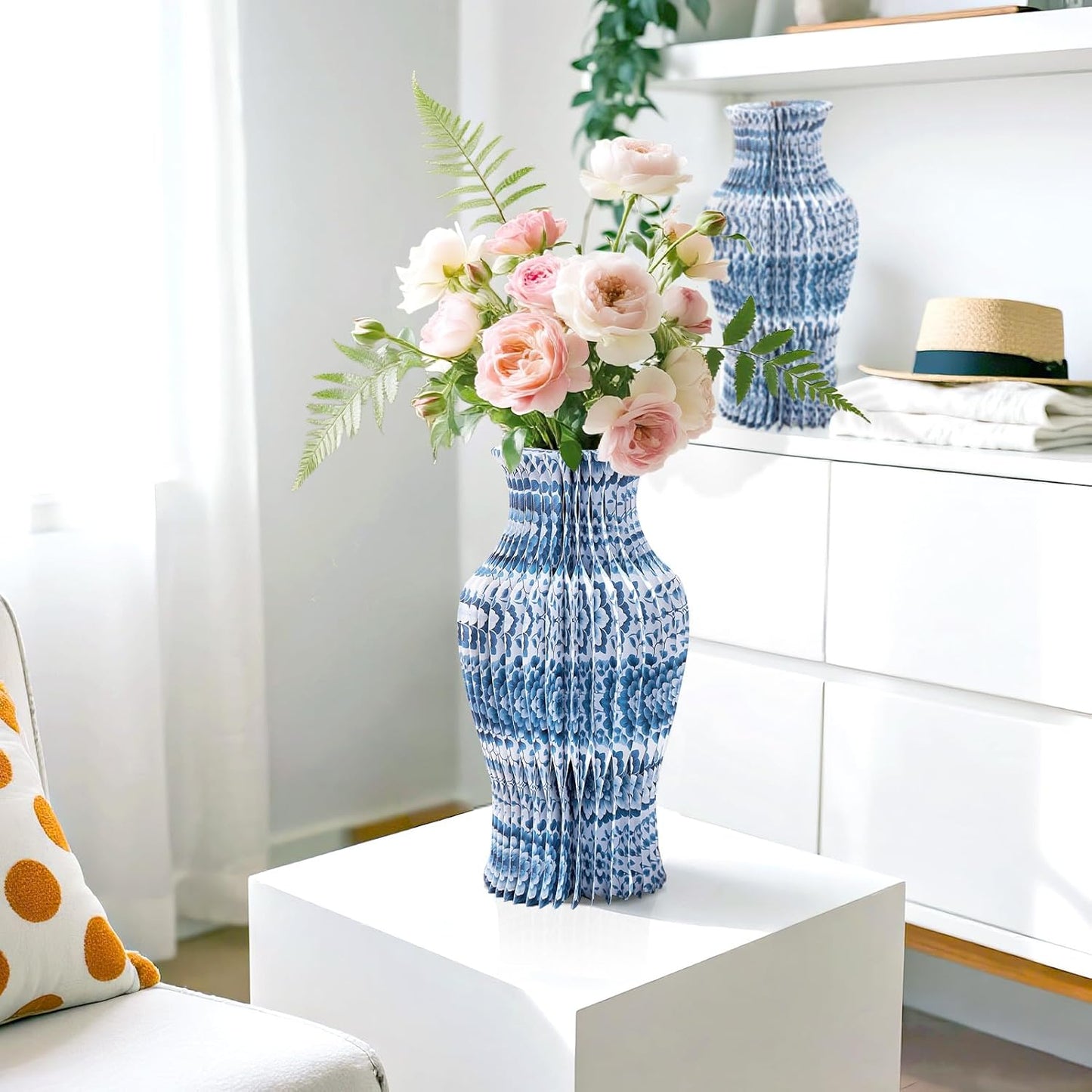 Blue and White Paper Honeycomb Vase, 11.6 Inch Foldable Decorative Vase with Magnetic Closure, Chinoiserie Décor Vase, Reusable Table Centerpiece for Home Decor, Party Decorations