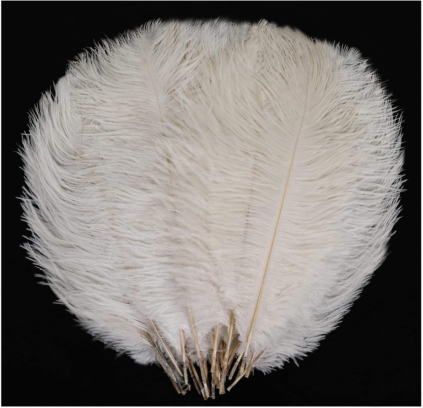 YAKRUNA 30PCS White Ostrich Feathers for Centerpieces for Wedding Birthday Gatsby Party, 12-14 Inches Bulk Decorative Plumes for Vase & Table & Christmas Tree Decor (30-35cm, White)