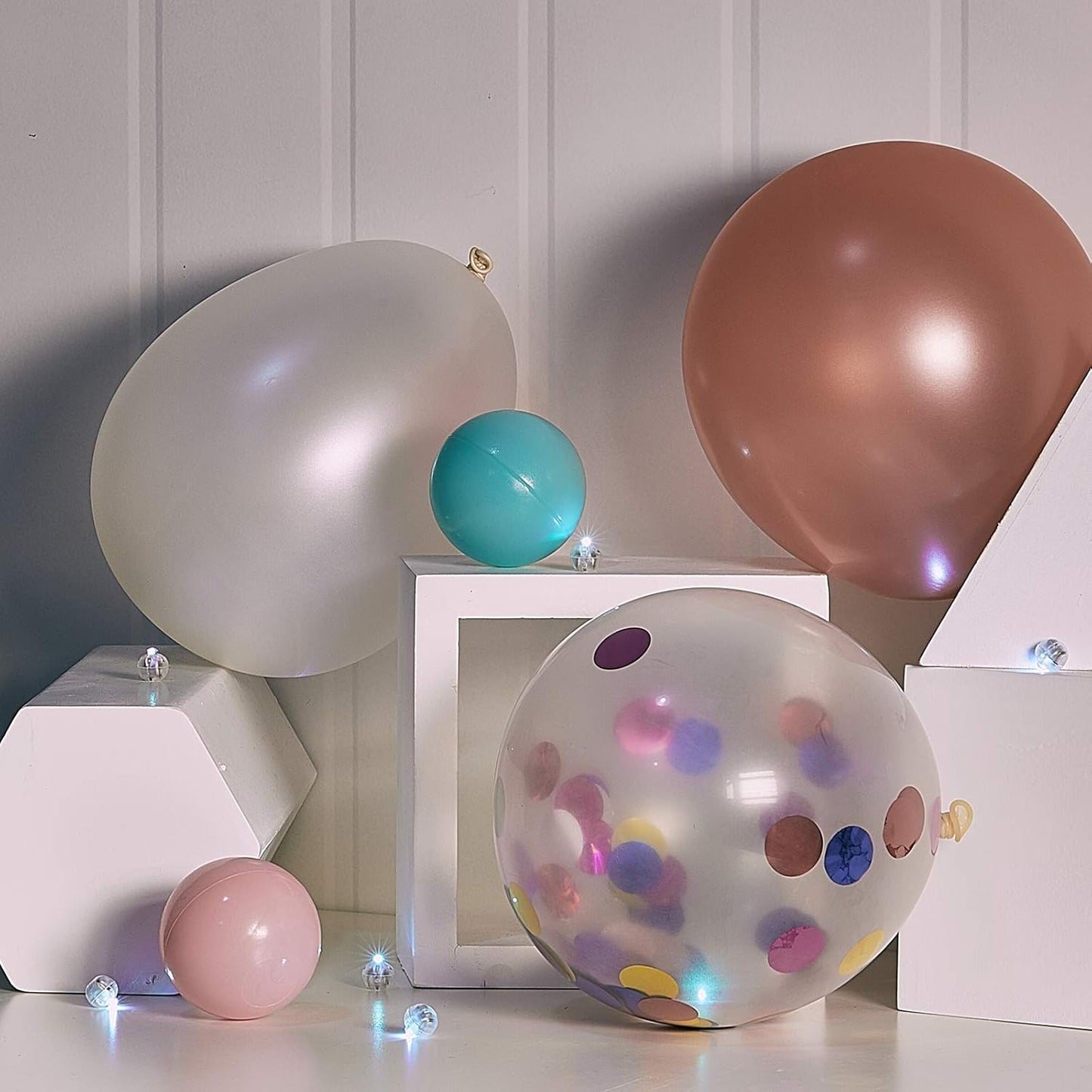 200pcs Multicolor LED Balloon Light, Rainbow Colored Round Led Flash Mini Ball Light for Paper Lantern Balloon,Indoor Outdoor Party Event Fun Birthday Party Wedding Halloween Christmas Decorations