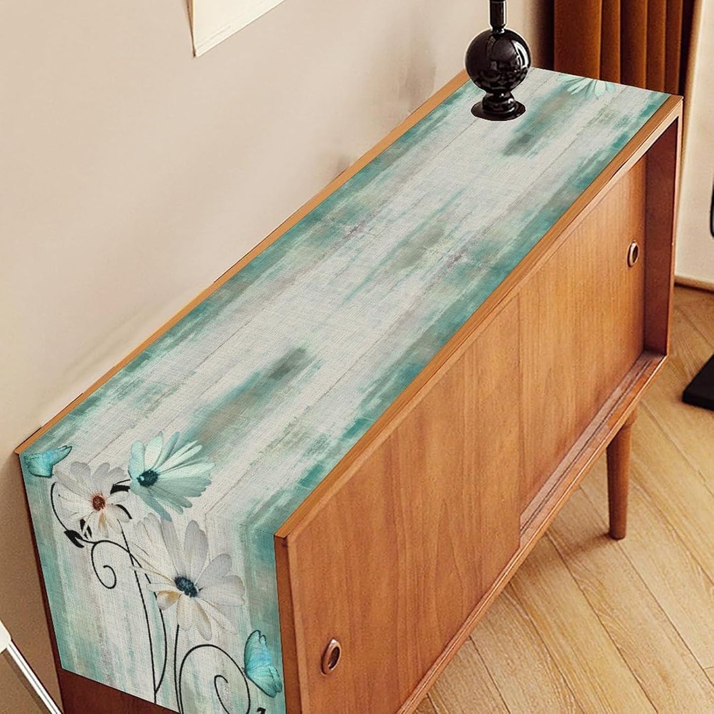 Daisy Floral Table Runner, Rustic Seasonal Spring Wild Flower Rustic Blue Wood Farmhouse Table Center Decor for Home Kitchen Dining Patio Holiday Party Indoor Outdoor Table Decorations, 13"x108" Inch