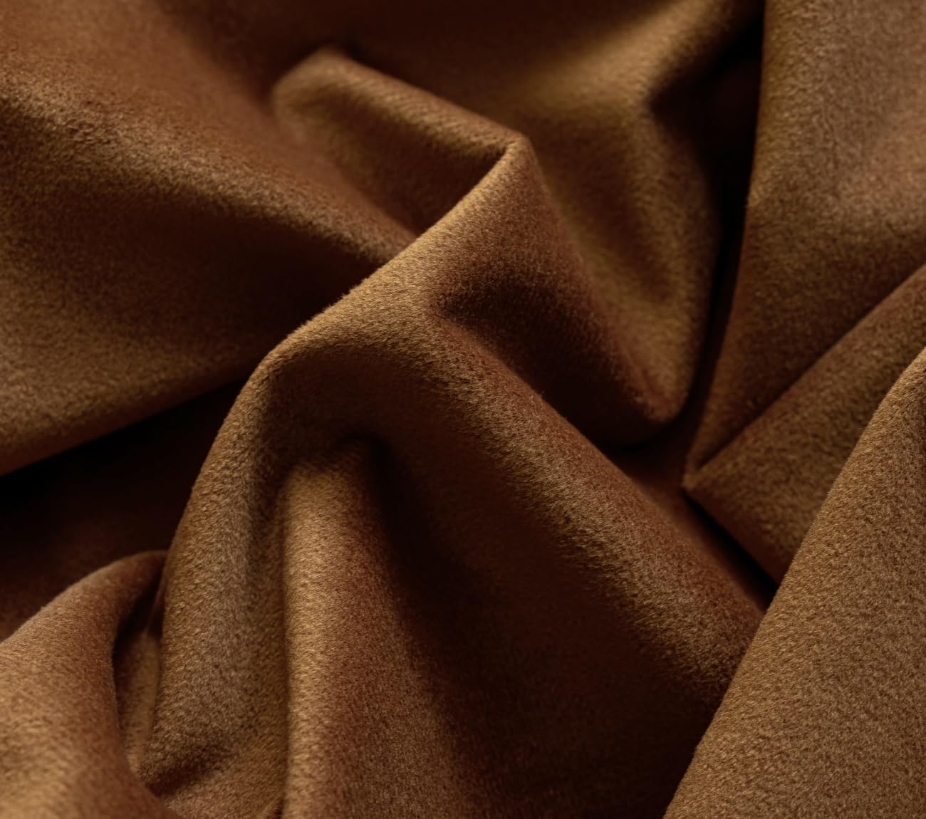 F-CHU Luxury Camel Tablecloth Thickset Velvet Tablecloth with Beautiful Gold Tassels Vintage Table Cloth for Home Decor Wedding, Party, Banquet and Events 60" Round