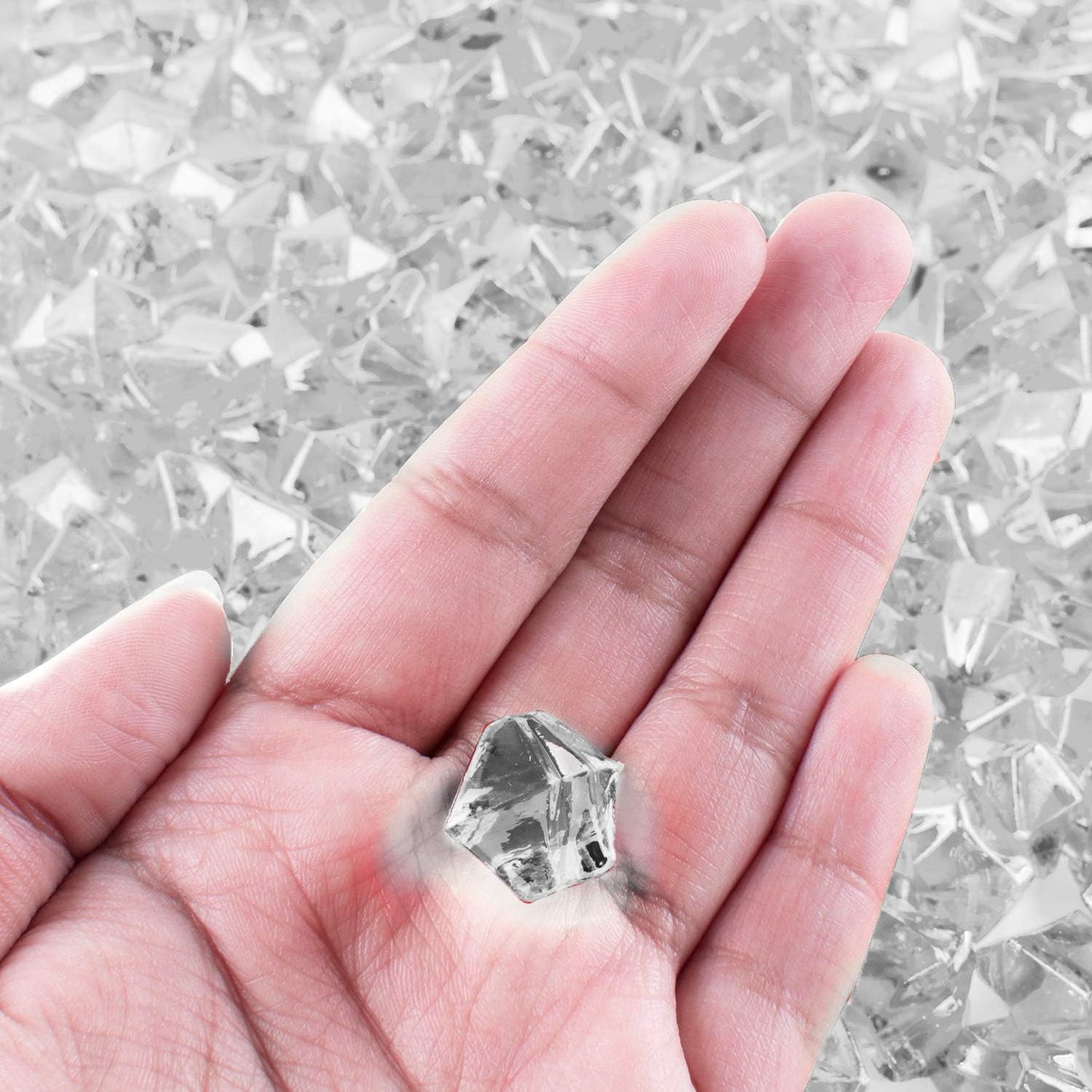 Super Z Outlet Acrylic Color Ice Rock Crystals Treasure Gems for Table Scatters, Vase Fillers, Event, Wedding, Arts & Crafts, Birthday Decoration Favor (190 Pieces) (Clear)