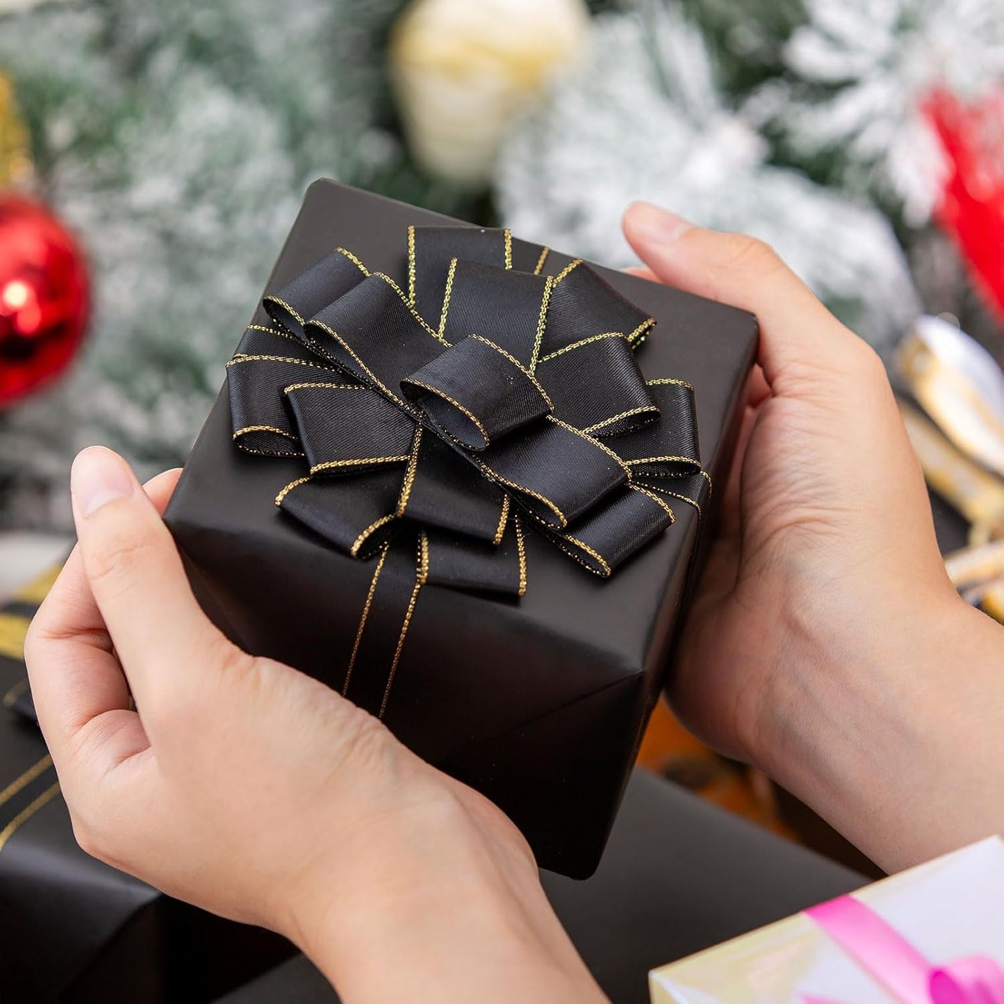 Garbendy Black Wrapping Paper - Solid Color Matte Gift Wrapping Paper Roll Perfect for Wedding, Birthday for Men, Christmas,Graduation Gifts, Father's Day Gifts - 17 Inch X 33 Feet