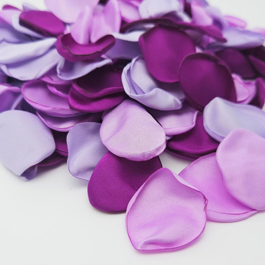 ZOOYOO 200Pcs Silk Rose Flower Petals For Valentaine's Day,Wedding Flower Gril Basket,Aisle Scatter,Table Centerpieces,Romantic Night Decoration,3.5cm Each(Purple Series）