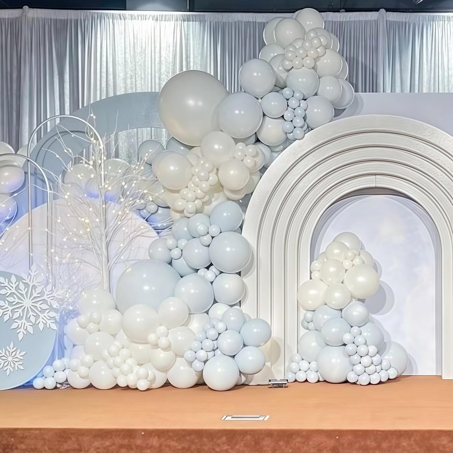 Pastel Blue and White Balloons, 12 Inch 35PCS Light Baby Blue Pearl White with Clear Latex Balloon for Boys Birthday Bachelorette Party Bridal Baby Shower Winter Holiday Party Decorations Supplies