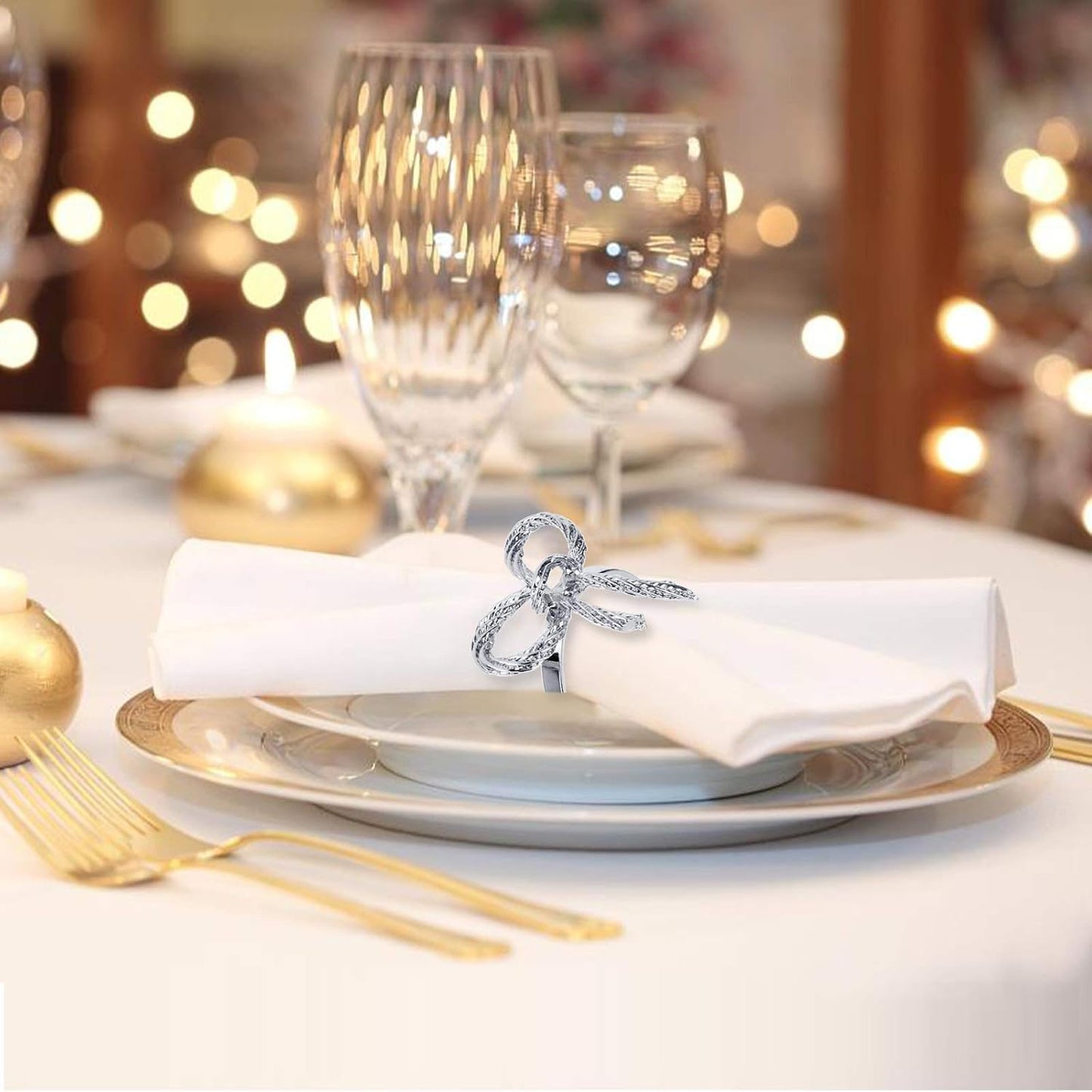 Pack of 6 Napkin Rings Alloy Hollow Out Flower Napkin Holder Dinning Table Napkin Ring for Dinner Parties Wedding Banquet Table Setting Family Gatherings Table Decor（Silver，6）