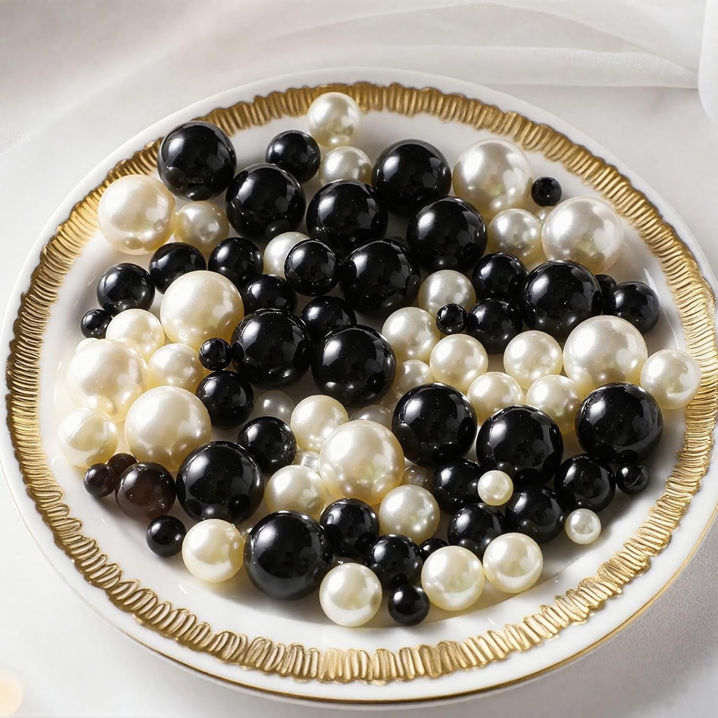 200 Pcs Vase Filler Beads Black and White Pearl Beads for Vase No Hole Pearls for Centerpieces Vases DIY Home Table Party Decor DIY Wedding 8/14/20mm