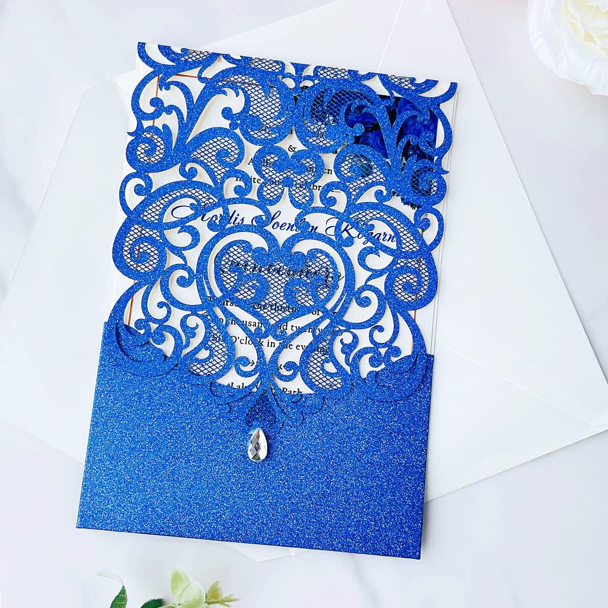Hosmsua 50pcs Personalized Wedding Invitation Kit 5.12 x 7.3 Inch Royal Blue Laser Cut Flora Rehearsal Wedding Invitations with Envelopes for Quinceañera Bridal Shower Invite