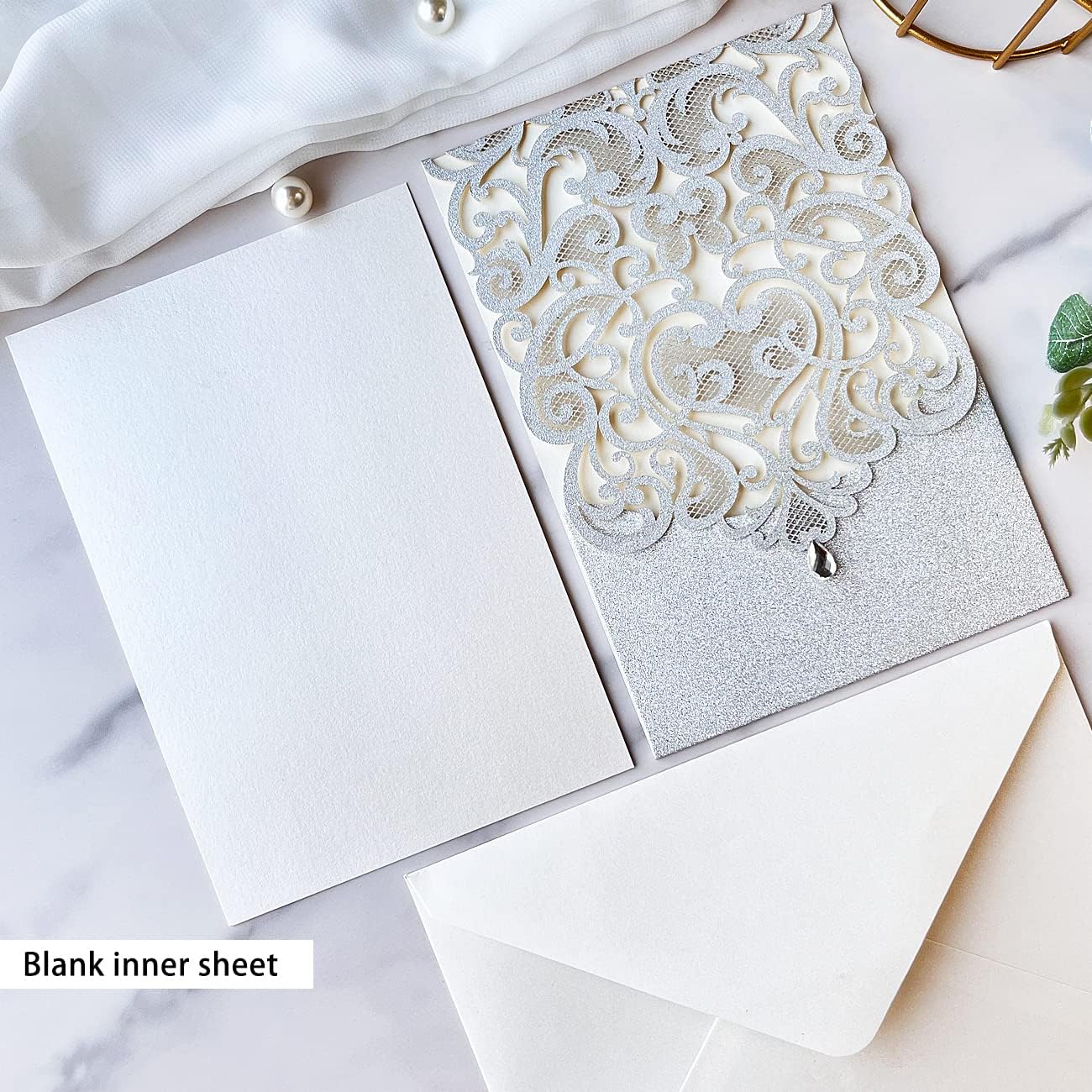 Hosmsua 5.12 x 7.3 Inch 50pcs Silver Laser Cut Lace Flora Wedding Invitation Cards with Rhinestone and Envelopes Customized Printed Invitations for Bridal Shower Quinceañera Wedding Invite