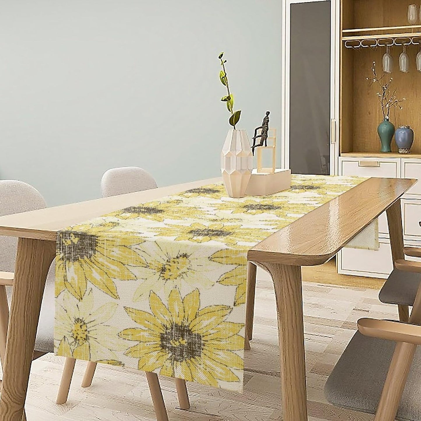 Chrysanthemum Vintage Floral Table Runner, Elegant Grunge Gray Sunflower Spring Summer Elegant Pattern Artichokes Flower Table Runner for Party Kitchen Dining Living Room Decor, 13x120 Inch