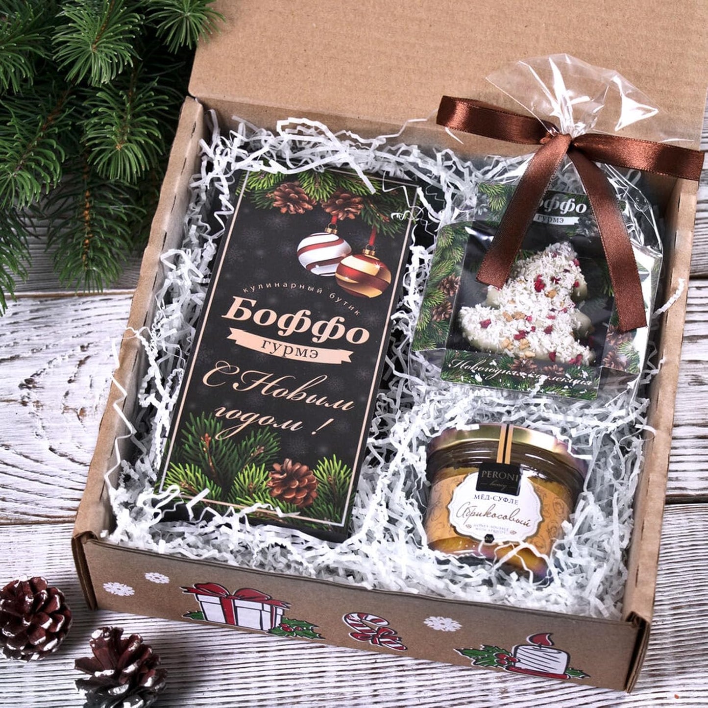 Zankubom 1 LB White Crinkle Cut Paper Shred Filler Great for Gift Wrapping, White Basket Fillers, Birthday, Gift Wrapping, Wedding, Anniversary, Halloween, Christmas Party Decor Filling Supplies