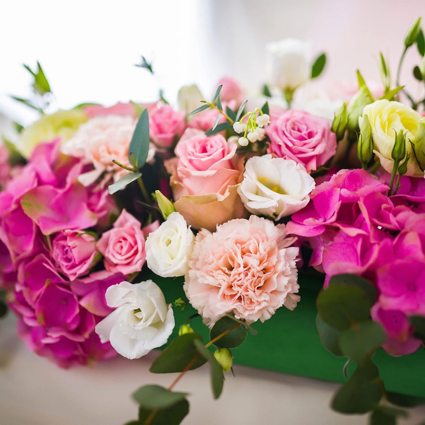 Max Shape Pack of 8 Large Size Floral Foam Blocks for Fresh and Artificial Flowers (9” L x 4” W), Wet Florist Foam Blocks for Wedding Holiday Decorations (8 Pack)