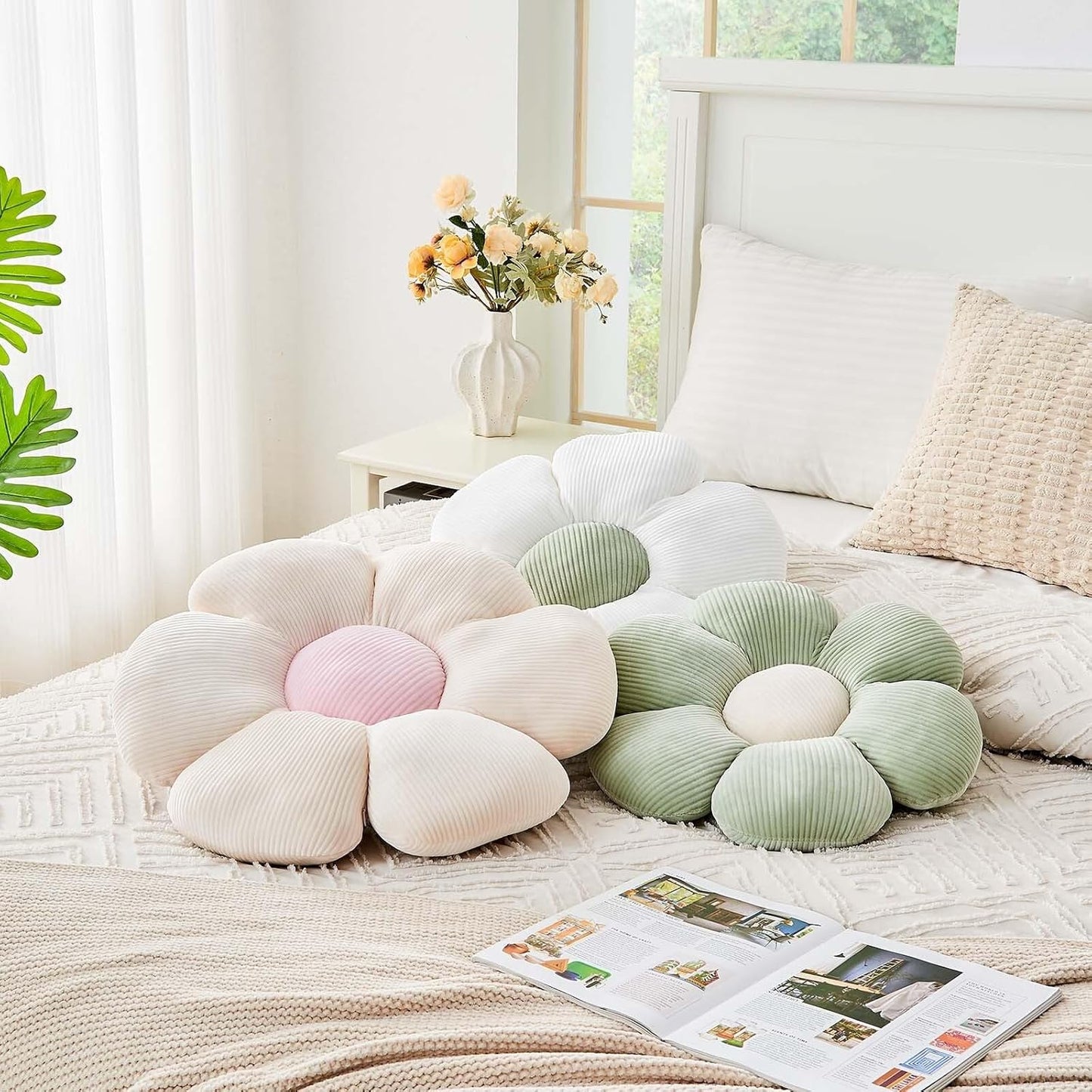 White Flower Pillow, 14.9" Cute Flower Shaped Floor Pillow, Aesthetic Floral Plush Daisy Decorative Throw Pillows for Bed Sofa Couch