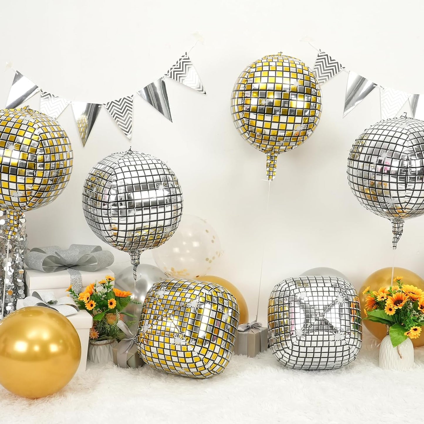 Disco Ball Balloons Gold Silve 4PC,Foil Disco Balloons 22 Inch 4D Round Metallic Gold Silver Balloon for 70s 80s Birthday Bachelorette Graduation Decorations