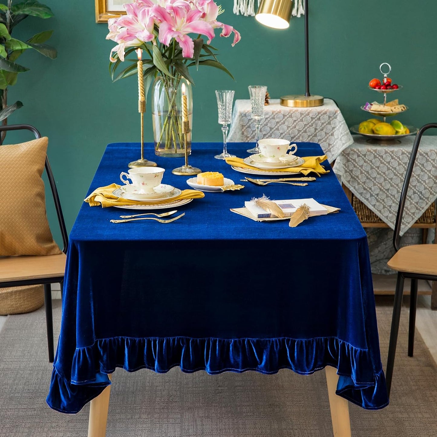 Velvet Tablecloth Luxurious Solid Rectangle Table Cloth,Oblong Retro Farmhouse Ruffle Tablecloths Washable Table Cover for Party Wedding Baby Shower Kitchen Dinning Tabletop Decoration