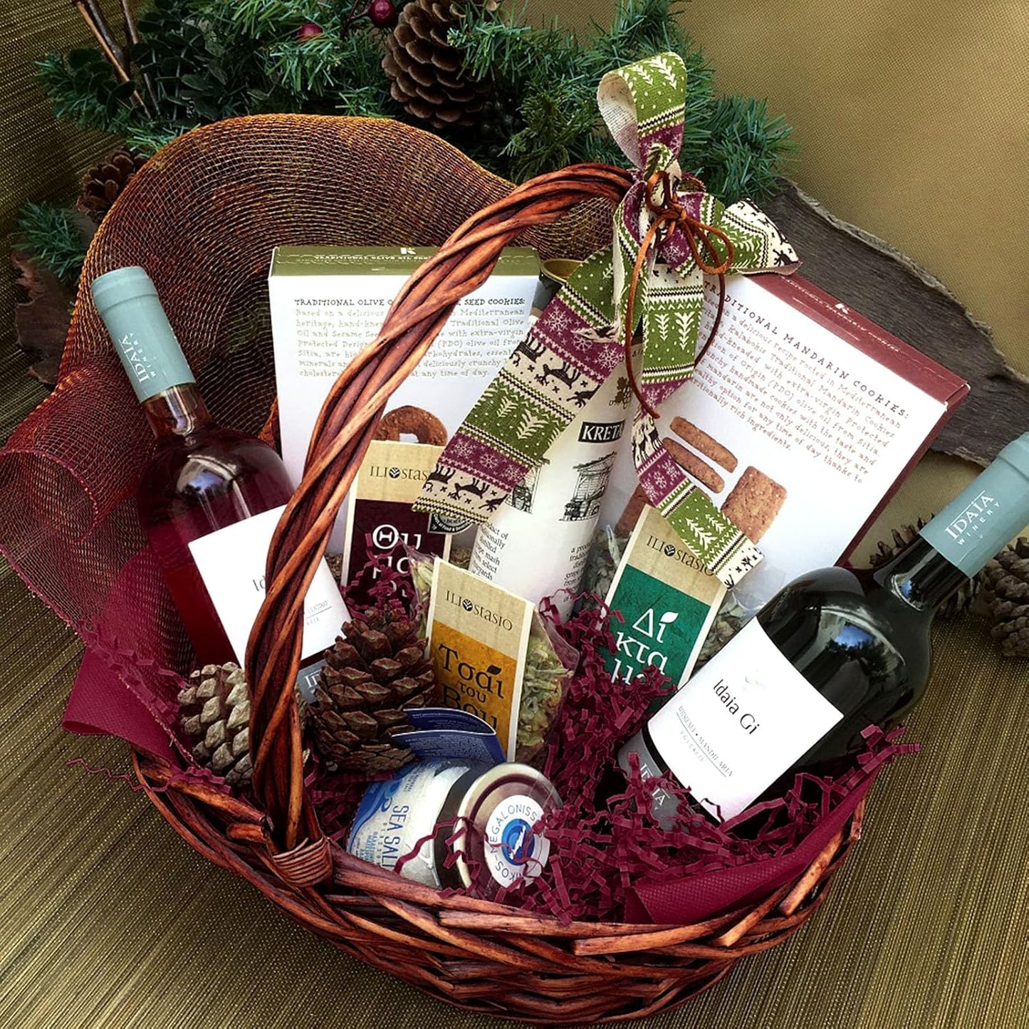 1 LB Burgundy Crinkle Cut Paper Shred Filler Great for Gift Wrapping, Burgundy Basket Fillers, Birthday, Gift Wrapping, Anniversary, Halloween Thanksgiving Christmas Party Decor Filling Supplies