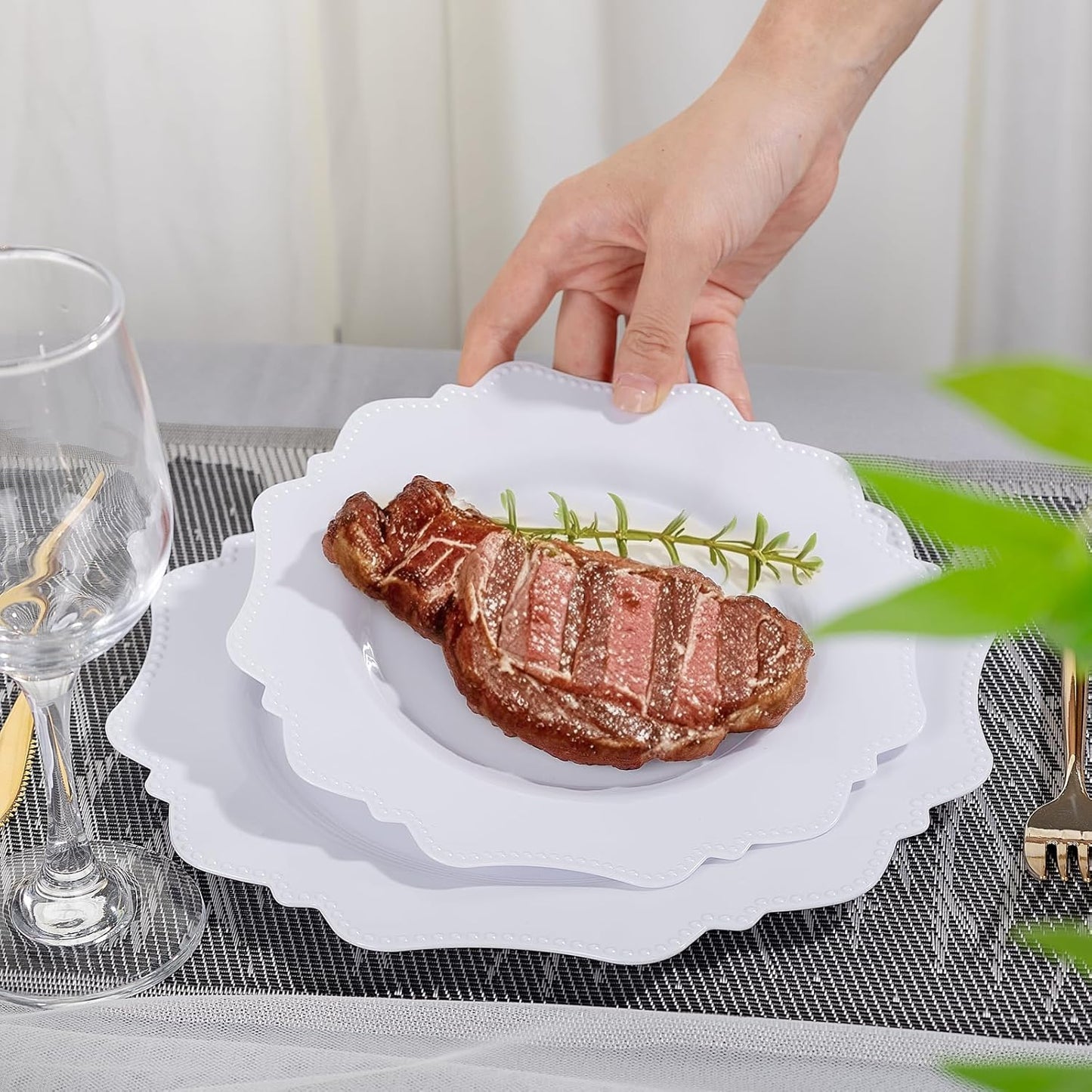 COLOSUS 100pcs 9.5 Inch-White Plastic Dinner Plates, Fancy White Plastic Plates,Heavy Duty Disposable Dinner Plates for Party Wedding and Everyday Use