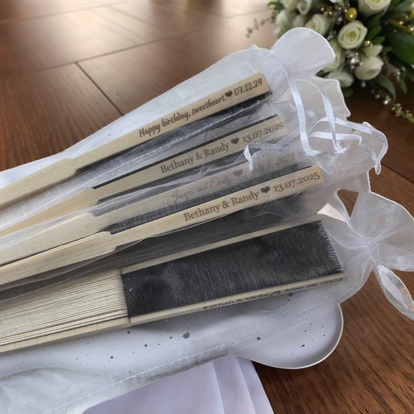 50Pcs Personalized Silk Fans Folding Hand Fan, Custom Wedding Bridal Party Favors, Summer Wedding Bride, Wedding Gift, Thank You Gift (Black)