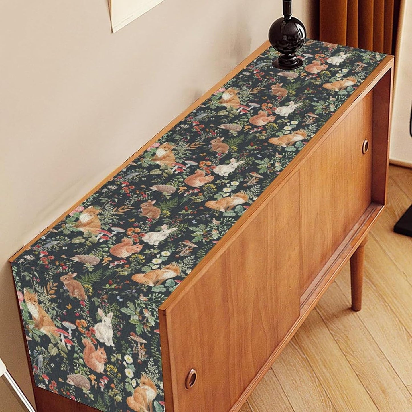 Rustic Woodland Table Runner, Farmhouse Forest Animals Country Lodge Wild Animals Fox Rabbits Table Center Decor for Home Kitchen Dining Patio Holiday Party Indoor Table Decorations, 13"x90" Inch